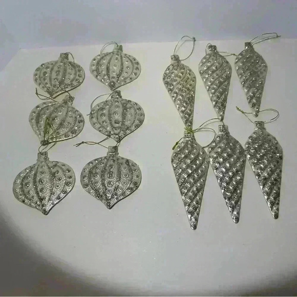 Set of 12 Christmas Ornaments- Cream With Silver Glitter - Picture 1 of 7